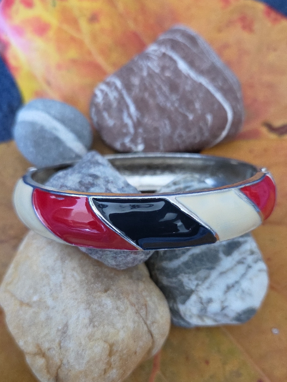 Vintage 1980s Color Block Hinged Enamel Bracelet.